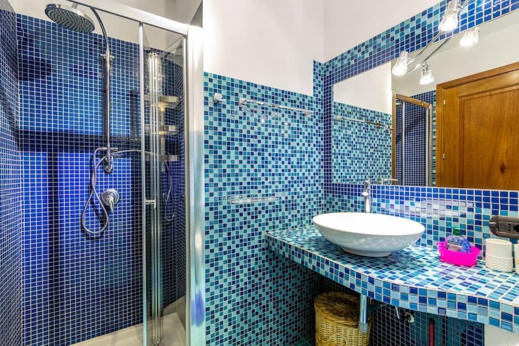 Apartment Pied Dans L'Eau Golfo Aranci Bagian luar foto